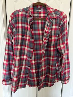 Uniqlo Red, Pink, and Gray Plaid Button-Up Shirt